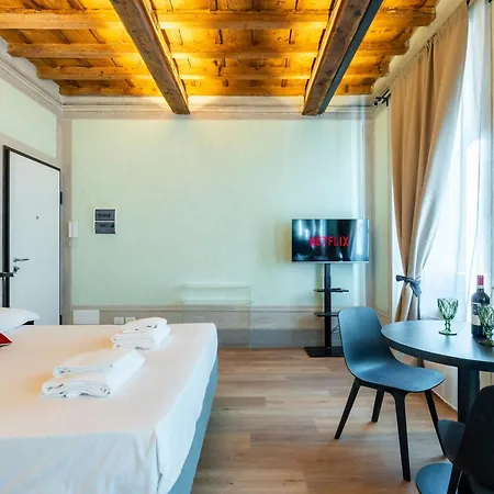 Guelfa - Ac & Wi-fi Apartment